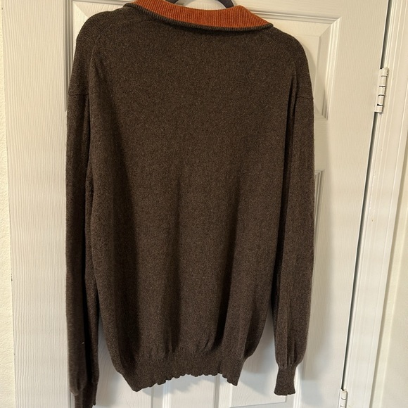 W.H. Belk 100% Cashmere brown mens sweater - Picture 6 of 7